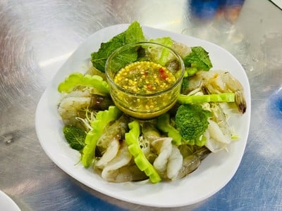 กุ้งแช่น้ำปลา