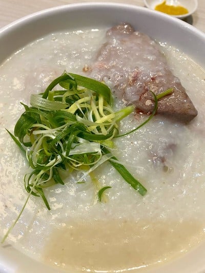 โจ๊กตับกับลูกชิ้นหมู