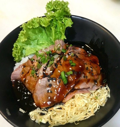 อาหาร หรือ เครื่องดื่ม