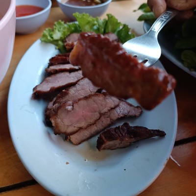 เนื้อย่าง