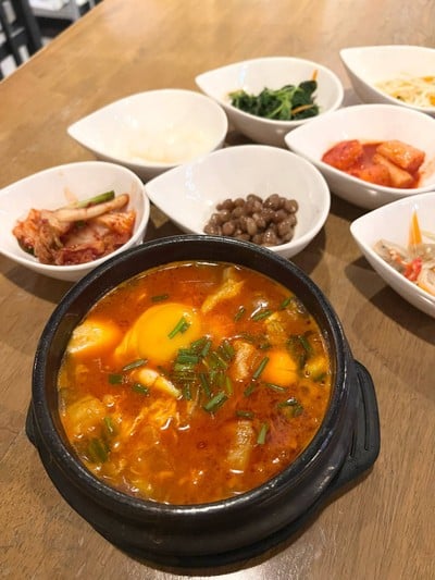 ฮันจัน สุขุมวิทพลาซ่า โคเรียนทาวน์