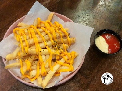 Sour Cream Cheesy Fries