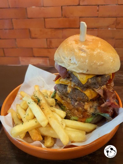 Signature Burger - Aus Wagyu Beef Triple Meat
