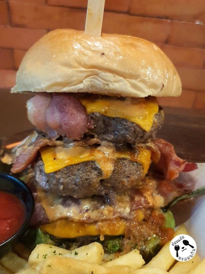 Signature Burger - Aus Wagyu Beef Triple Meat