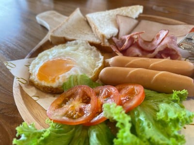 เมนูของร้าน ณ ปลายวา N PLAI WA คาเฟ่ในชุมชนบ้านปลายวา อ.กะปง จ.พังงา
