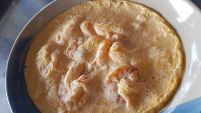 กุ้งนึ่งนมสด