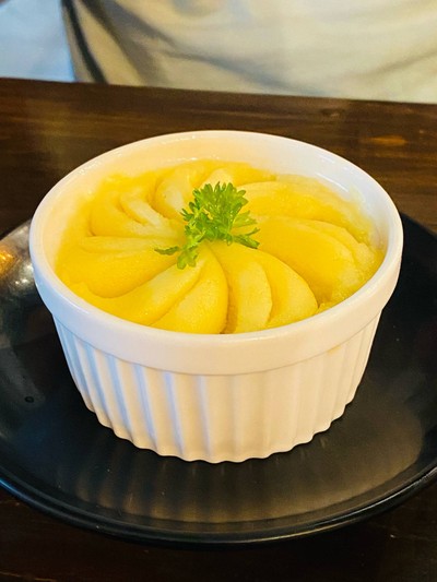 มันบด (Mashed Potatoes)