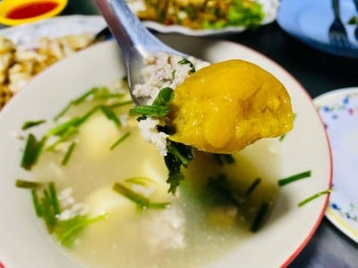 แกงจืดเต้าหู้หมูสับใส่บ๊วย