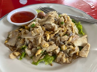 ก๋วยเตี๋ยวคั่วไก่