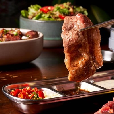 Fat Beef นางลิ้นจี่ (สาทร)