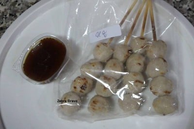 ลูกชิ้นหมูปิ้ง