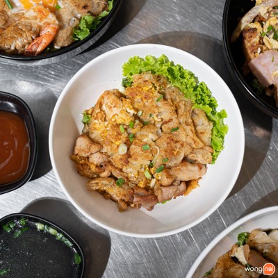 แอนก๋วยเตี๋ยวคั่วไก่ (Ann Kua Gai) แยกพลับพลาชัย