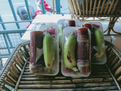 อาหาร หรือ เครื่องดื่ม