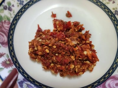 วิธีทำ สะตอผัดกะปิกุ้งสดหมูสับ