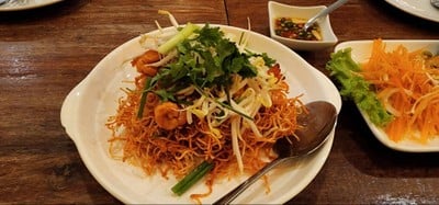 Chatnara cafe & restaurant  ฉัตรนารา