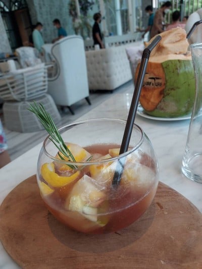 อาหาร หรือ เครื่องดื่ม