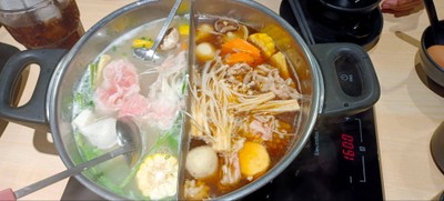 อาหาร หรือ เครื่องดื่ม