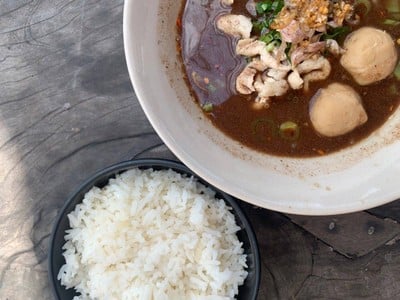 อาหาร หรือ เครื่องดื่ม