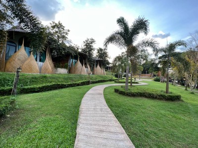 บริเวณโดยรอบ