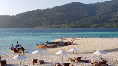 จากลันตาไปหลีเป๊ะ