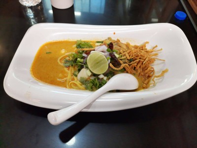 ข้าวซอยไก่