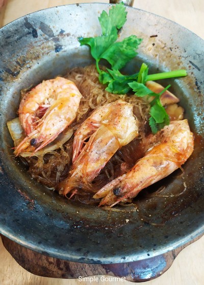 กุ้งขาวอบวุ้นเส้น