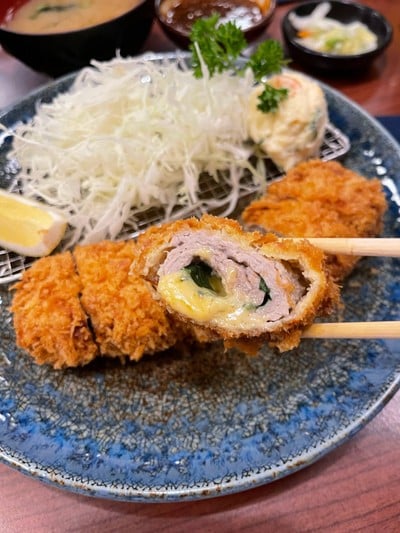 Katsushin かつ真 ITF Tower