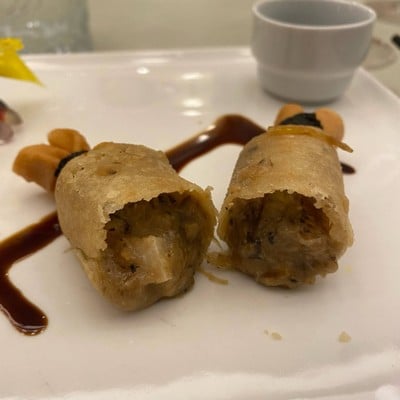 Buddha Jumps Over the Wall and Black Truffle Crispy Roll
