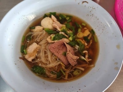 อาหาร หรือ เครื่องดื่ม