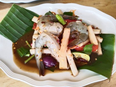 ตำไหลบัวกุ้งสด