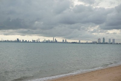 สระว่ายน้ำ/ชายหาด
