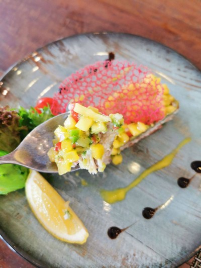 อาหาร หรือ เครื่องดื่ม