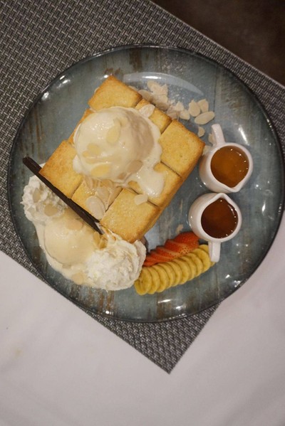 อาหาร หรือ เครื่องดื่ม