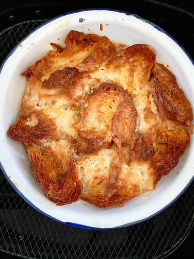 วิธีทำ Croissant Bread Pudding วิธีทำ Croissant Bread Pudding