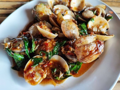 หอยตลับผัดน้ำพริกเผา