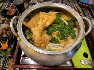 อาหาร หรือ เครื่องดื่ม