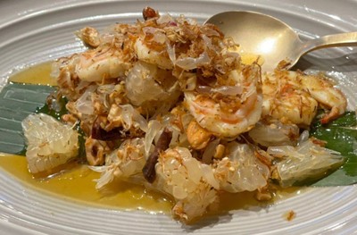 ยำส้มโอกุ้งสด