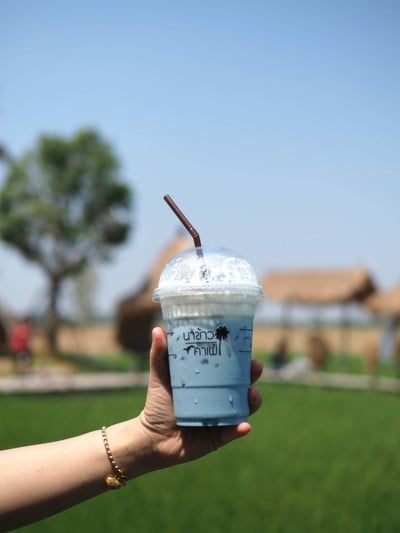 นาข้าว คาเฟ่'