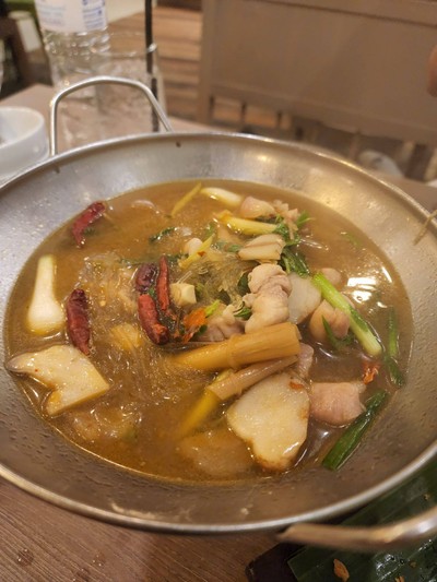 อาหาร หรือ เครื่องดื่ม