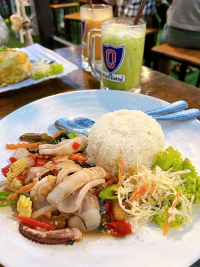 ผัดขี้เมาทะเล