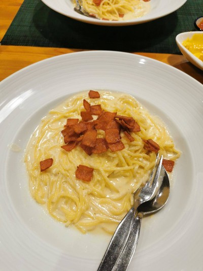 สปาเกตตี้คาโบนาร่า