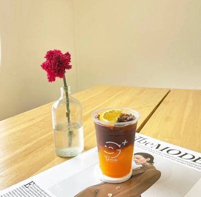 Orange Koff กาแฟส้มสายน้ำผึ้ง (No syrup added)