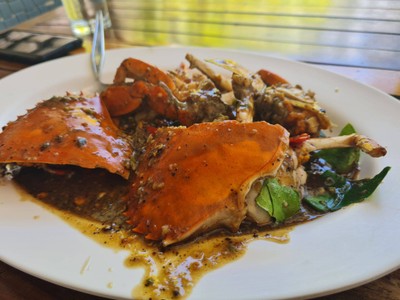 ปูไข่พริกไทยดำ