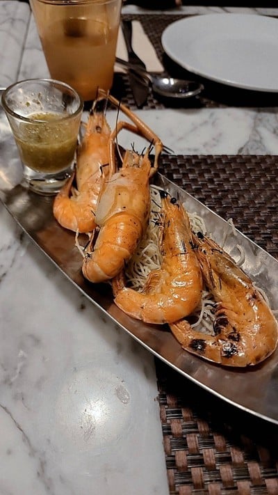 อาหาร หรือ เครื่องดื่ม