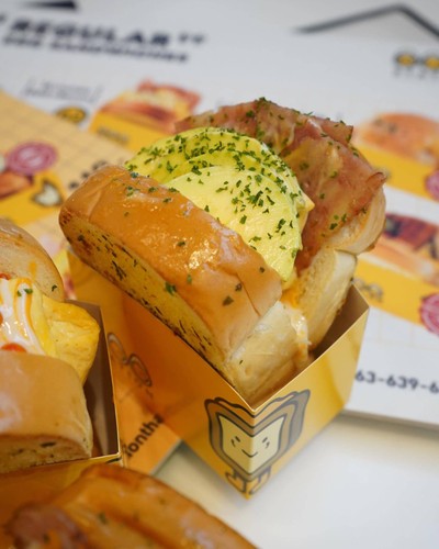 Avocado & Bacon Sandwich