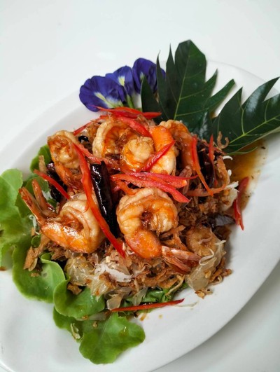 อาหาร หรือ เครื่องดื่ม