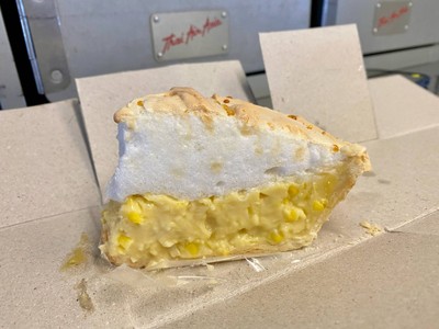 พายข้าวโพด 75.-