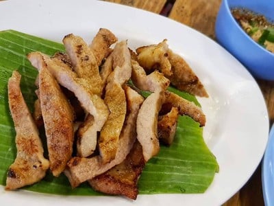 นมหมูย่าง