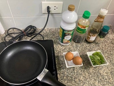 วิธีทำ ไข่เจียวกะทิใบโหระพา วิธีทำ ไข่เจียวกะทิใบโหระพา