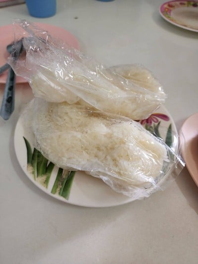 อาหาร หรือ เครื่องดื่ม